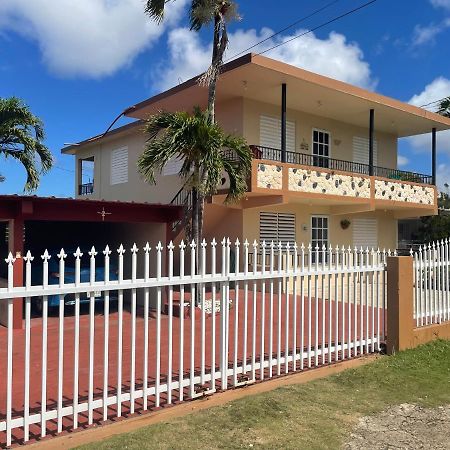 Bright 2Br In Aguadilla 7 Mins To Beaches 2Nd Floor Retreat Camaceyes Buitenkant foto