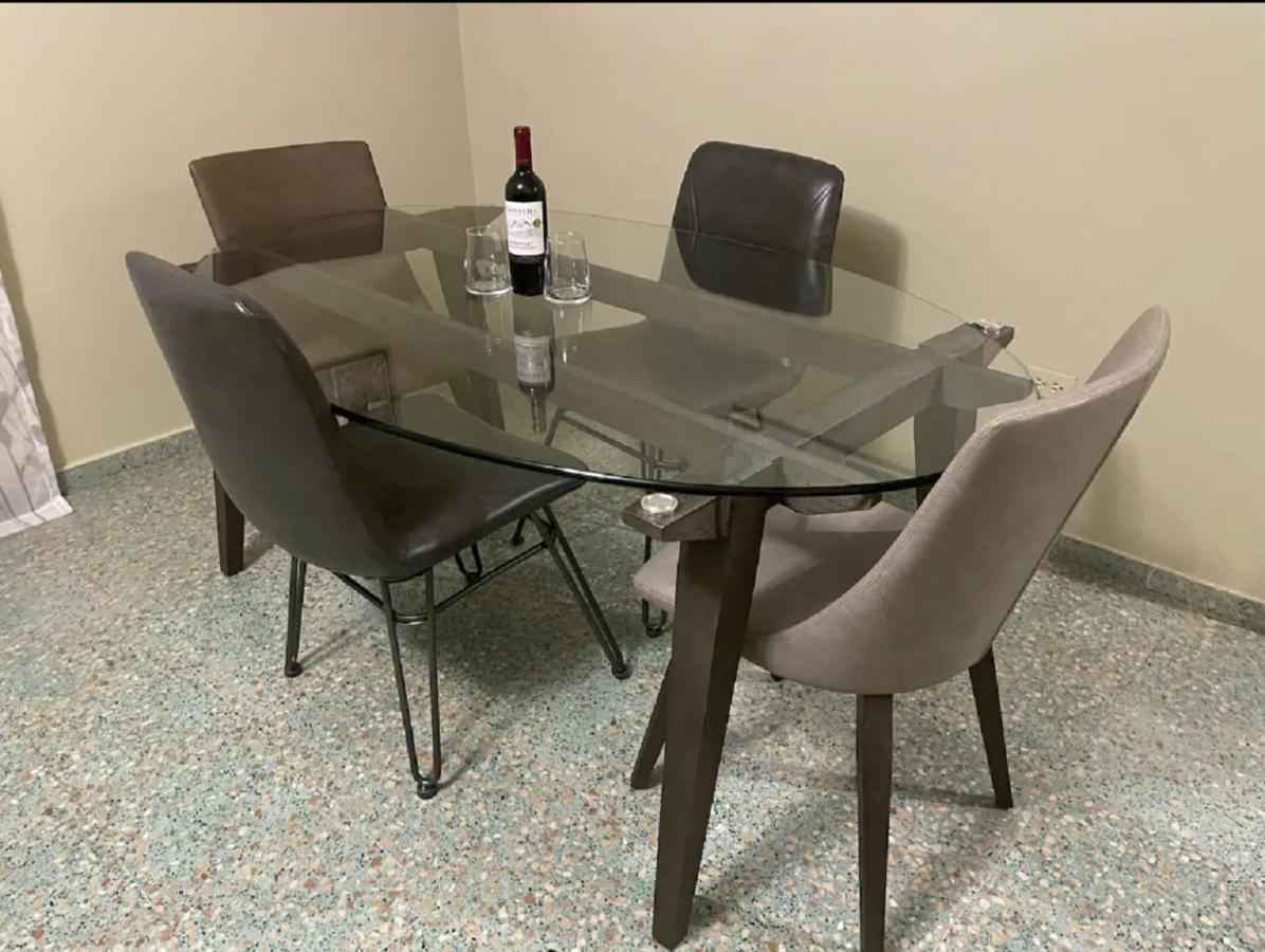 Bright 2Br In Aguadilla 7 Mins To Beaches 2Nd Floor Retreat Camaceyes Buitenkant foto